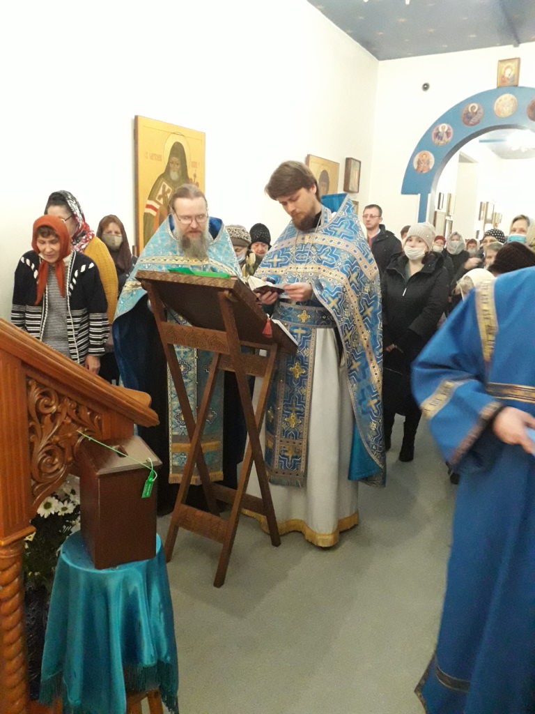 Введение Богородицы во храм