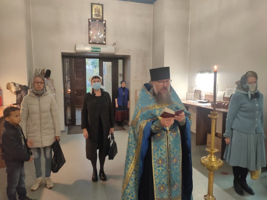 Всенощное бдение накануне праздника Покрова Пресвятой Богородицы (13.10)