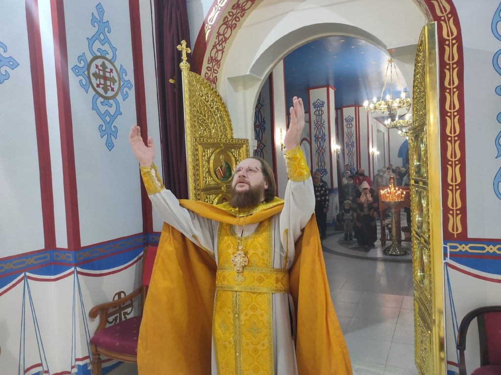 14 ноября православные верующие чтят память святых Космы и Дамиана Асийских – врачей-бессребреников и чудотворцев